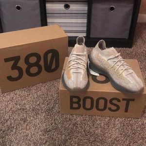 Yeezy boost 380 pepper